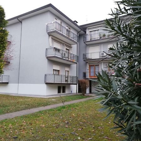 Casa Vacanza E Per Lavoro Elena E Carla Spinea Buitenkant foto